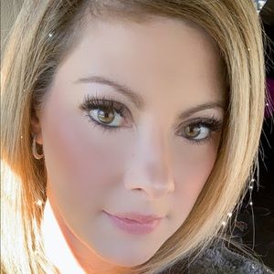 Meet your Posher, Brenda